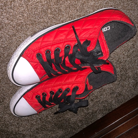 Converse Shoes - Red converse sneakers